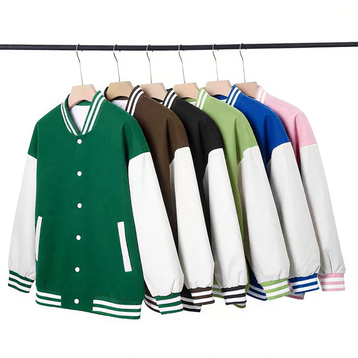 Áo khoác Letterman chắp vá